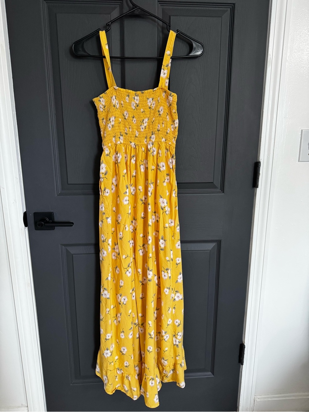 Hollister Yellow Floral Smocked High-Low Sundress with Pockets - Size Small - Picture 3 of 7